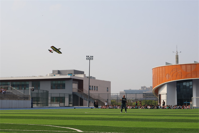 1745462302576010.jpg 2.jpg